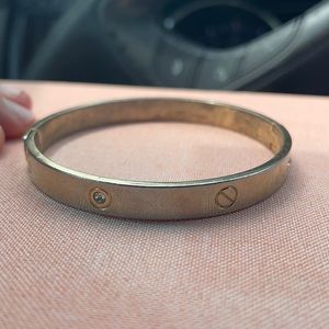 Gold bangle